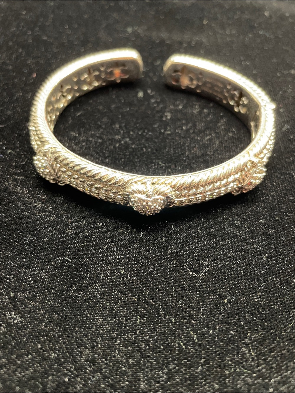 ✨Judith Ripka Sterling Silver CZ Heart Bangle (12g, S/M) ✨